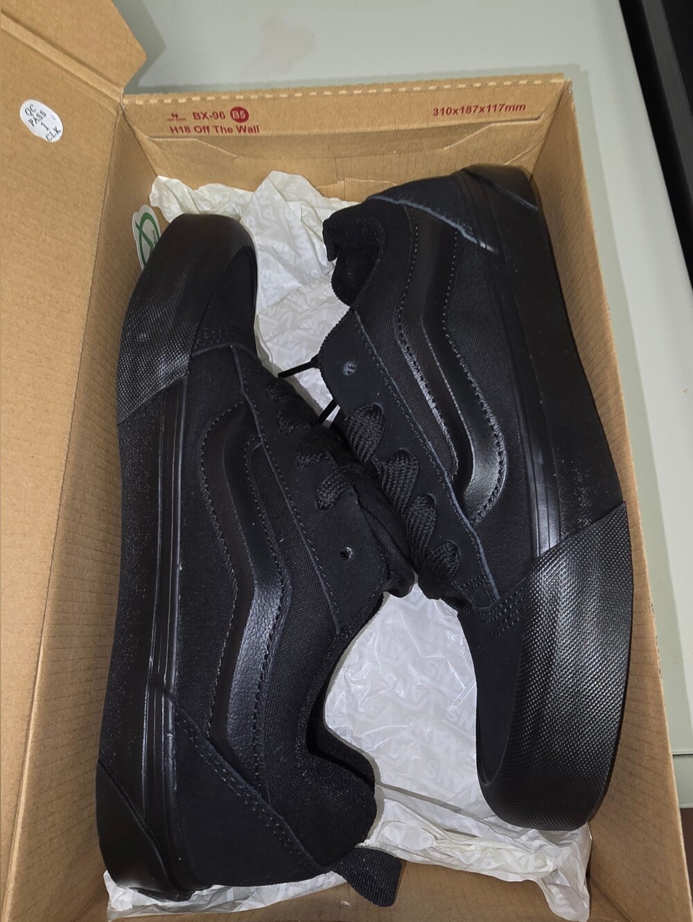 Vans Knu Skool All Black Sneakers